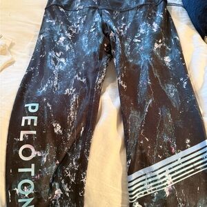 Peloton Wear it With Heart Capri